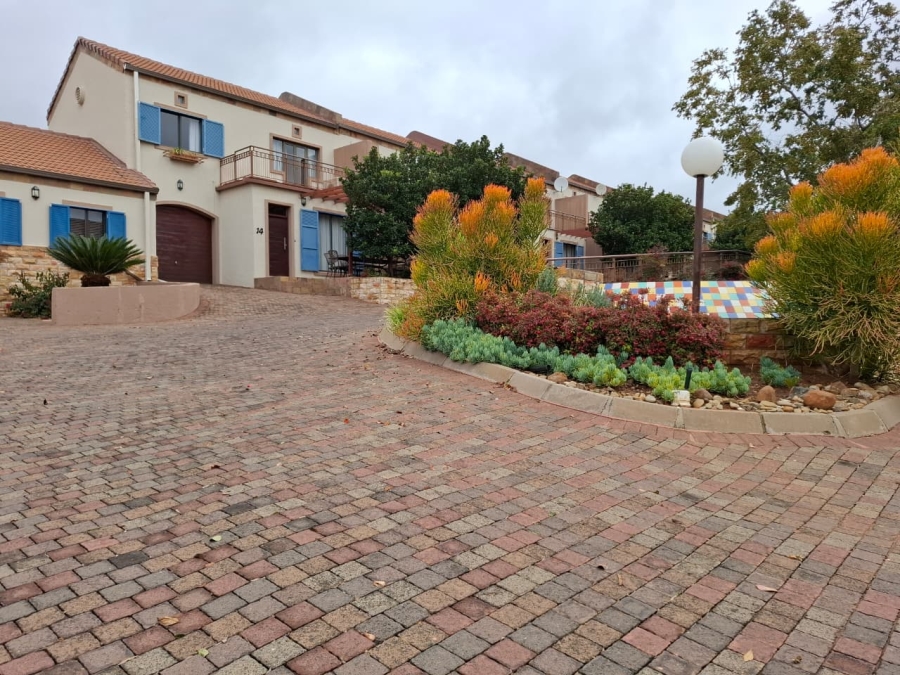 3 Bedroom Property for Sale in Woodland Hills Wildlife Estate Free State